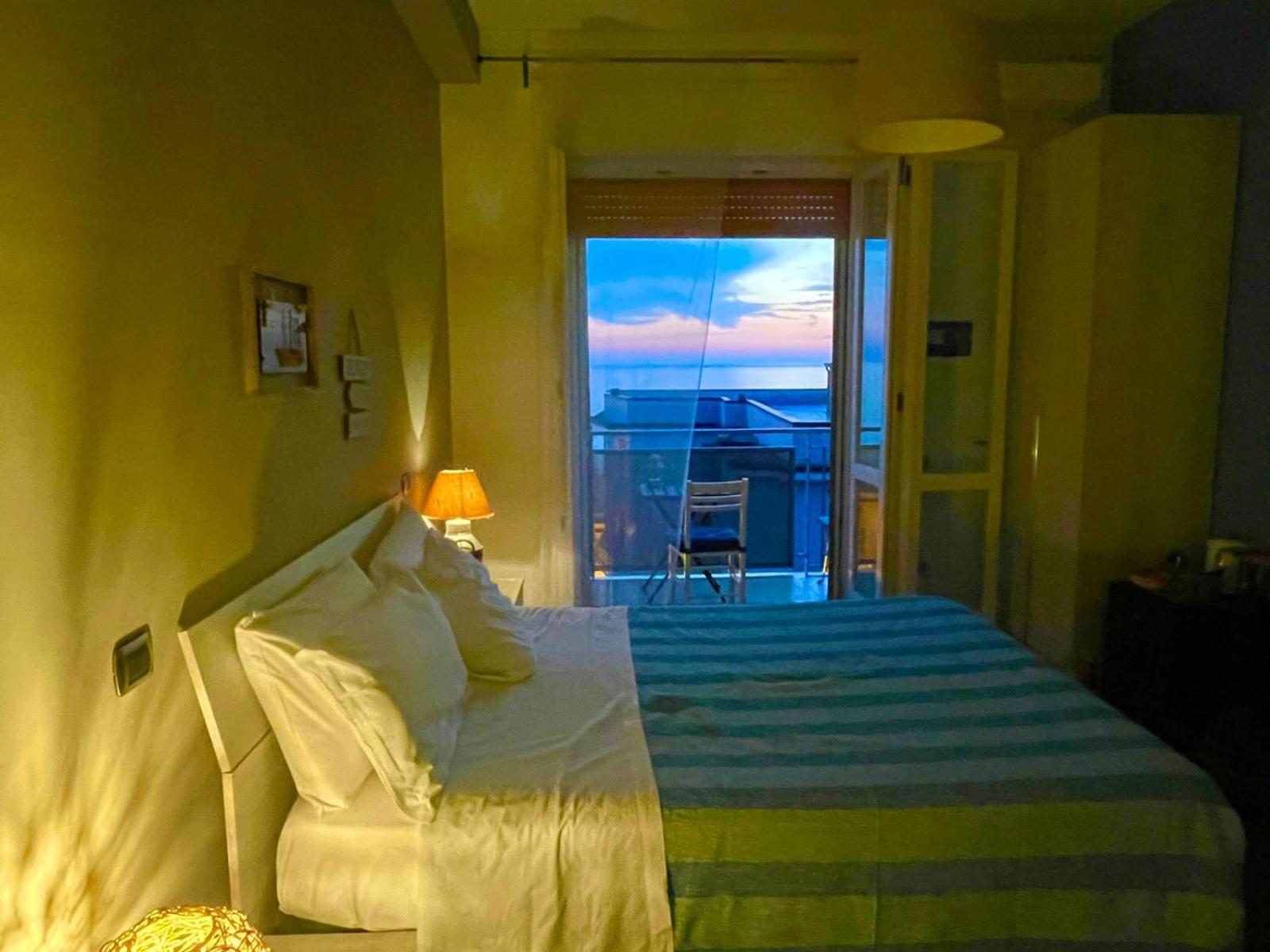 Acquasalata Bed & Breakfast Salerno Exterior photo